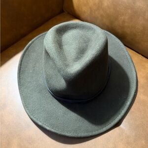 Scala Classico Felt Fedora / Short Brim Dress Hat – Four Seasons Felt